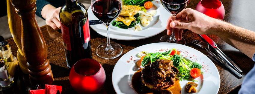 Guest Service Excellence: The Art of the Positive Dining Interaction
